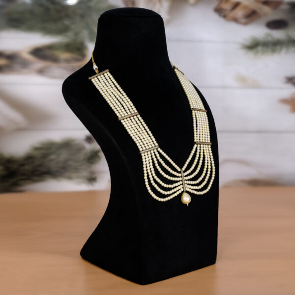 Premium Bold Beautiful Stunning Pearl Necklace For Women - Image 2