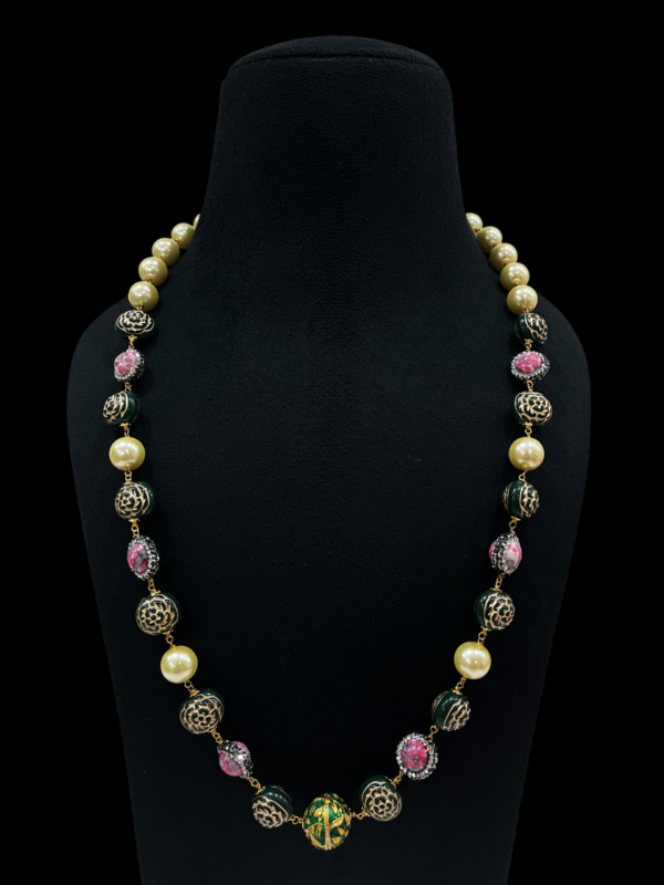 Single Layered Fancy Design Mala Gift For Wedding Anniversery - Image 5