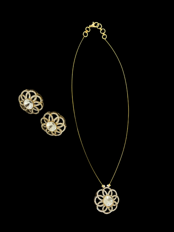 Premium Flower Design Wire Necklace set for Stylish Women - Image 2