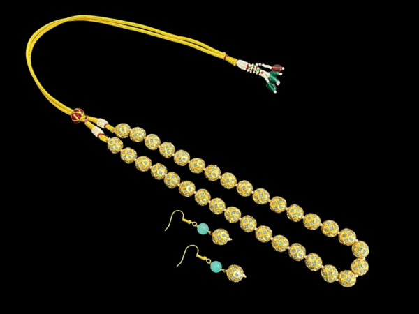 Single Layered Metal Ball Necklace set With Earrings For Stylish Women - Image 2
