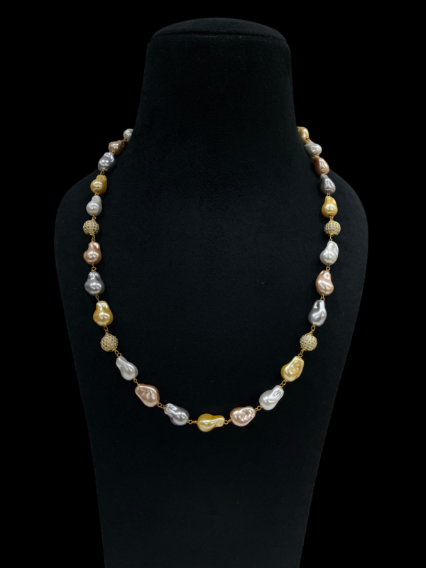 Multi Color Baroque Necklace For Tranding Women