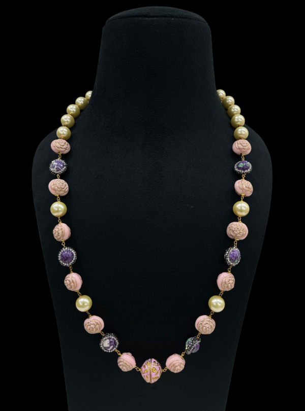 Single Layered Fancy Design Mala Gift For Wedding Anniversery