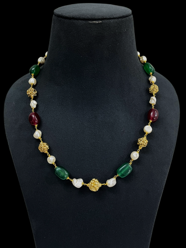 Premium Necklace For Women Single Layered Pearl Onyx Metal Beads Statement Fancy Jewellery Mala