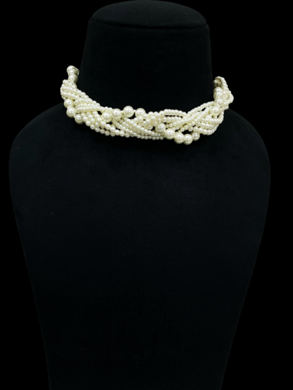 Stylish  Multi Layered Pearl Necklace for Stylish Women