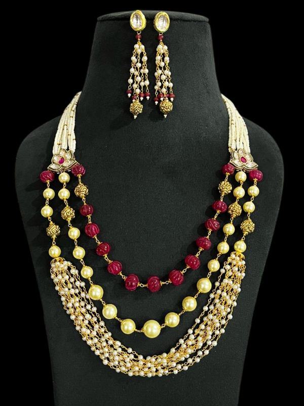 Multi Layered Kundan Pearl lotus Necklace Set With Stud Earring