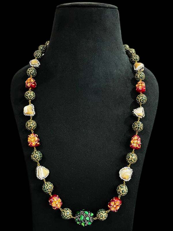 Single Layered Necklace Pearl Multi Color Handmade Painting Tumble Necklace For Stylish Women