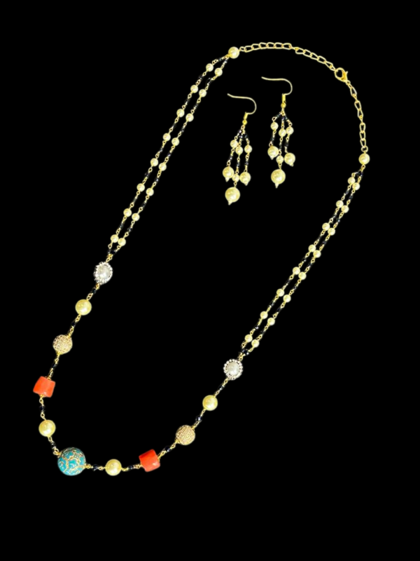 Premium Western Multi Color Pearl Necklace Set With Hooks Earring - Image 2