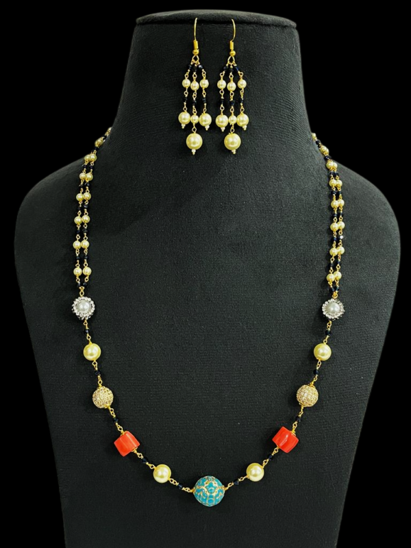 Premium Western Multi Color Pearl Necklace Set With Hooks Earring