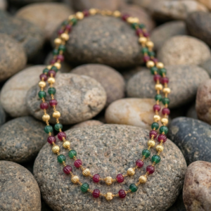 Elegant double layered necklace for stylish women