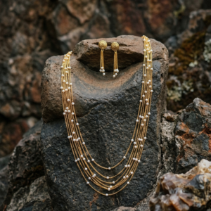 Premium gold plated chain pearl necklace for stylish women