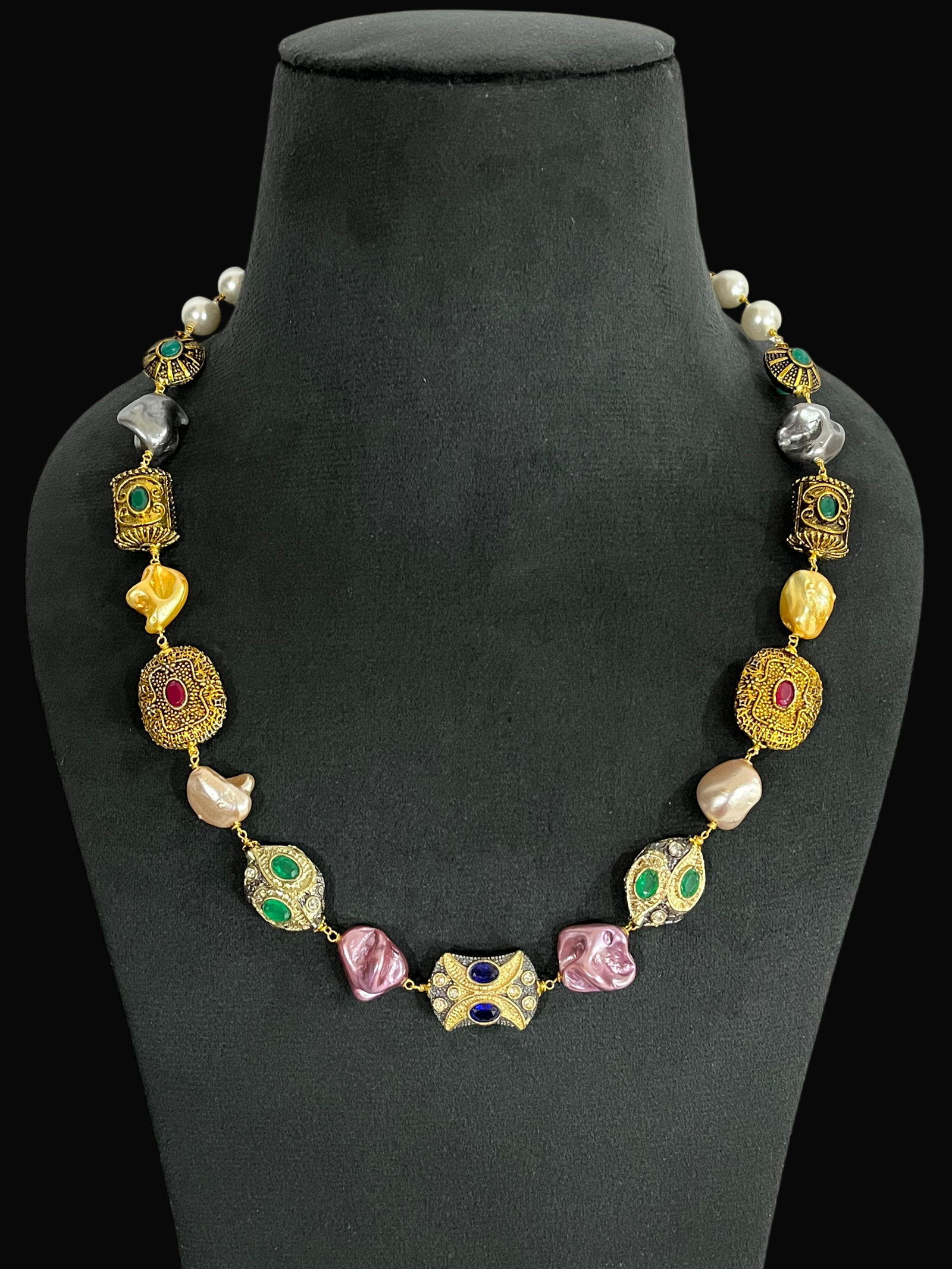 Necklace For Women Multicolor Single Layered Metal Beads Pearl Two-Tone Jewellery